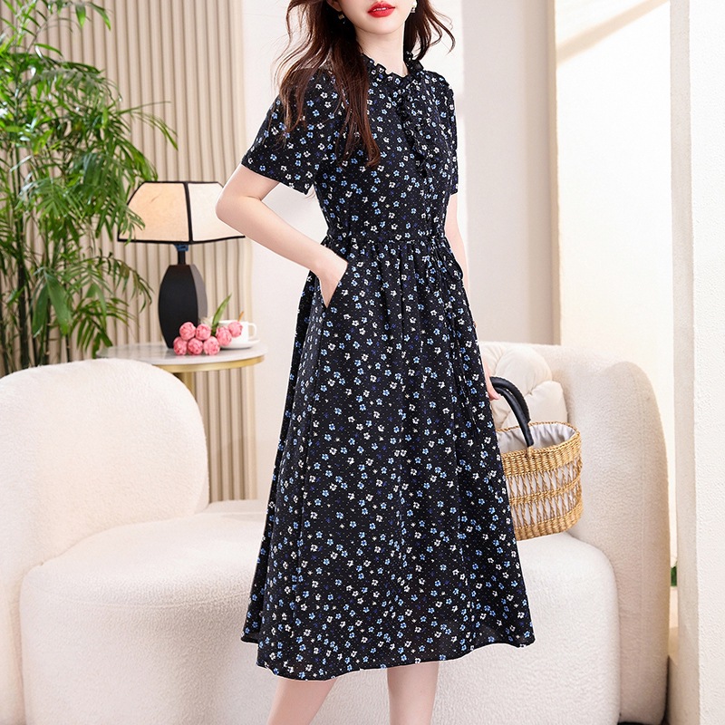 Robe midi vintage bleu marine  - French Vintage Floral Midi Dress avis et prix